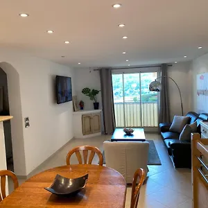 Logement De 3 Chambres à 10 Mins à Pieds Du Centre Du Village Et De La Plage Des Canoubiers , Saint-Tropez France